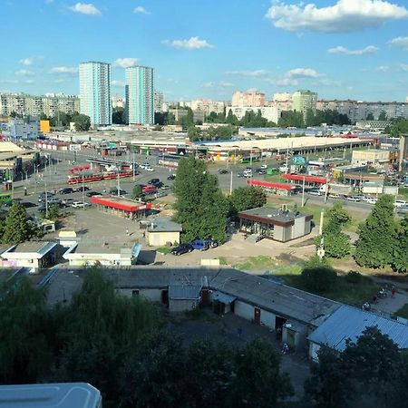 Apartamento Сдам Посуточно Однакомнатную Квартиру Jarkov Exterior foto